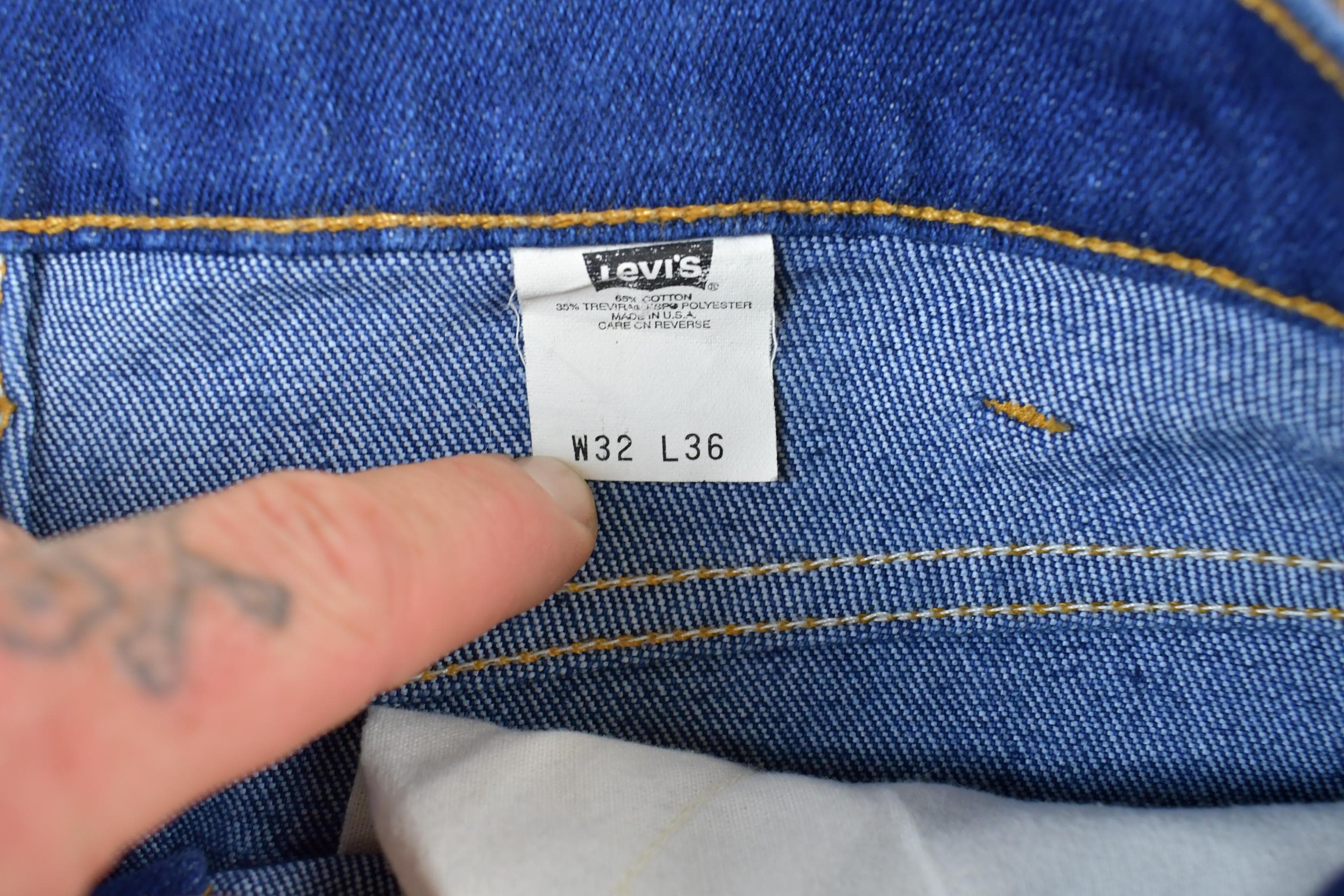 Vintage 1990s Levi Strauss Orange Tab Dark Wash Denim Jeans Size 32 x 36
