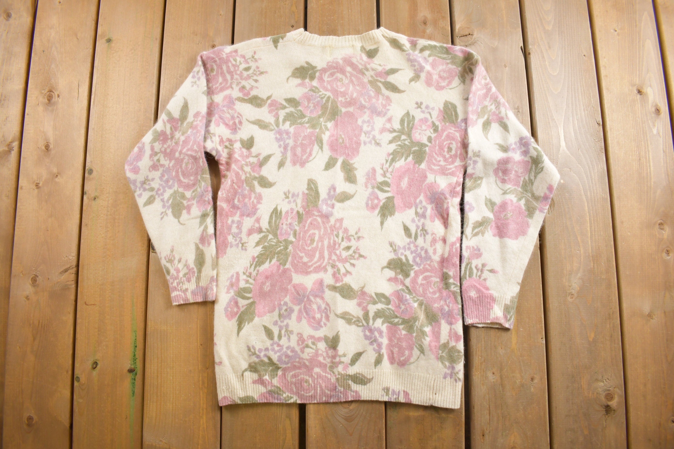 Vintage 1990s Emblem Floral Knitted Crewneck Sweater