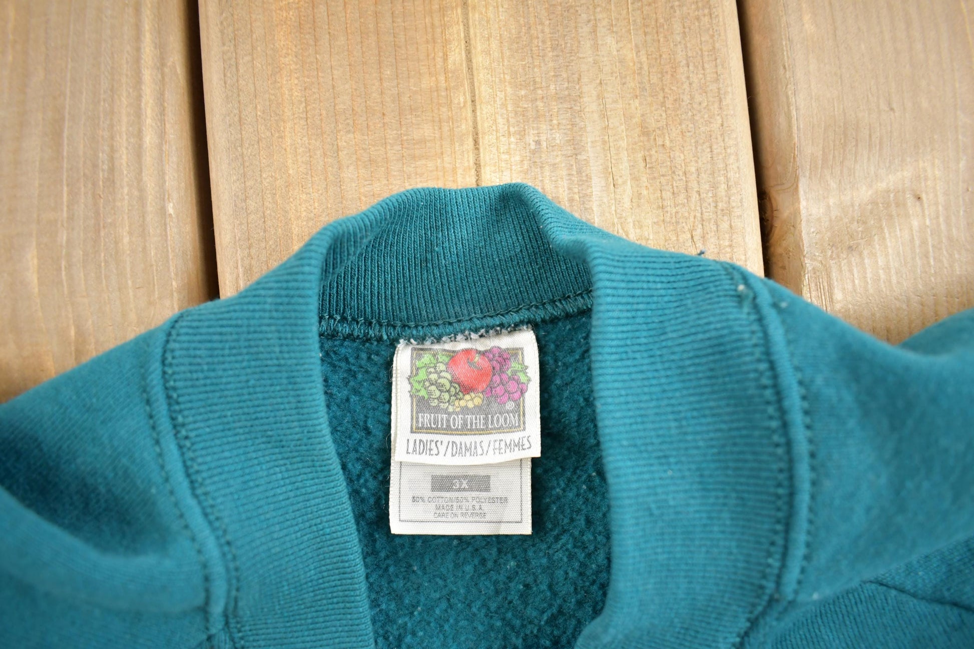 Vintage 1990s Blank Fruit Of The Loom Crewneck Sweatshirt Made In USA