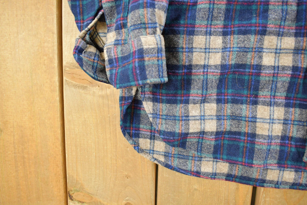 Vintage 1980s Pendleton Wool Flannel Button Up Shirt Men's Medium
