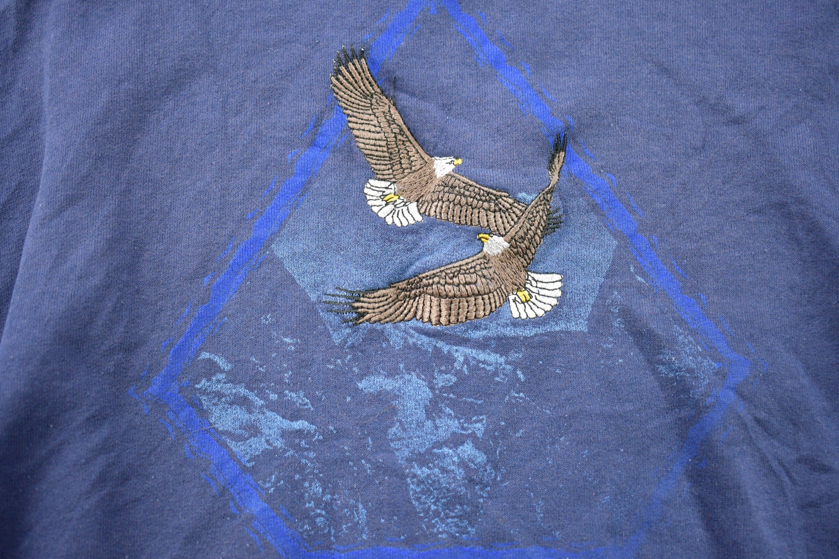 Vintage 1990s Eagle Crewneck  Souvenir  Vintage Sweatshirt  Outdoorsman  Wilderness Sweatshirt  Bird Theme  Bald Eagle Sweater