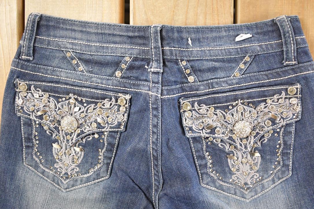 Vintage Deadstock Y2K Grace In LA Bedazzled Bootcut Low Rise Skinny Jeans Women's Size 27 x 32
