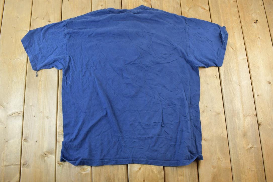 Vintage 1990s Mickey Mouse Disney T-Shirt