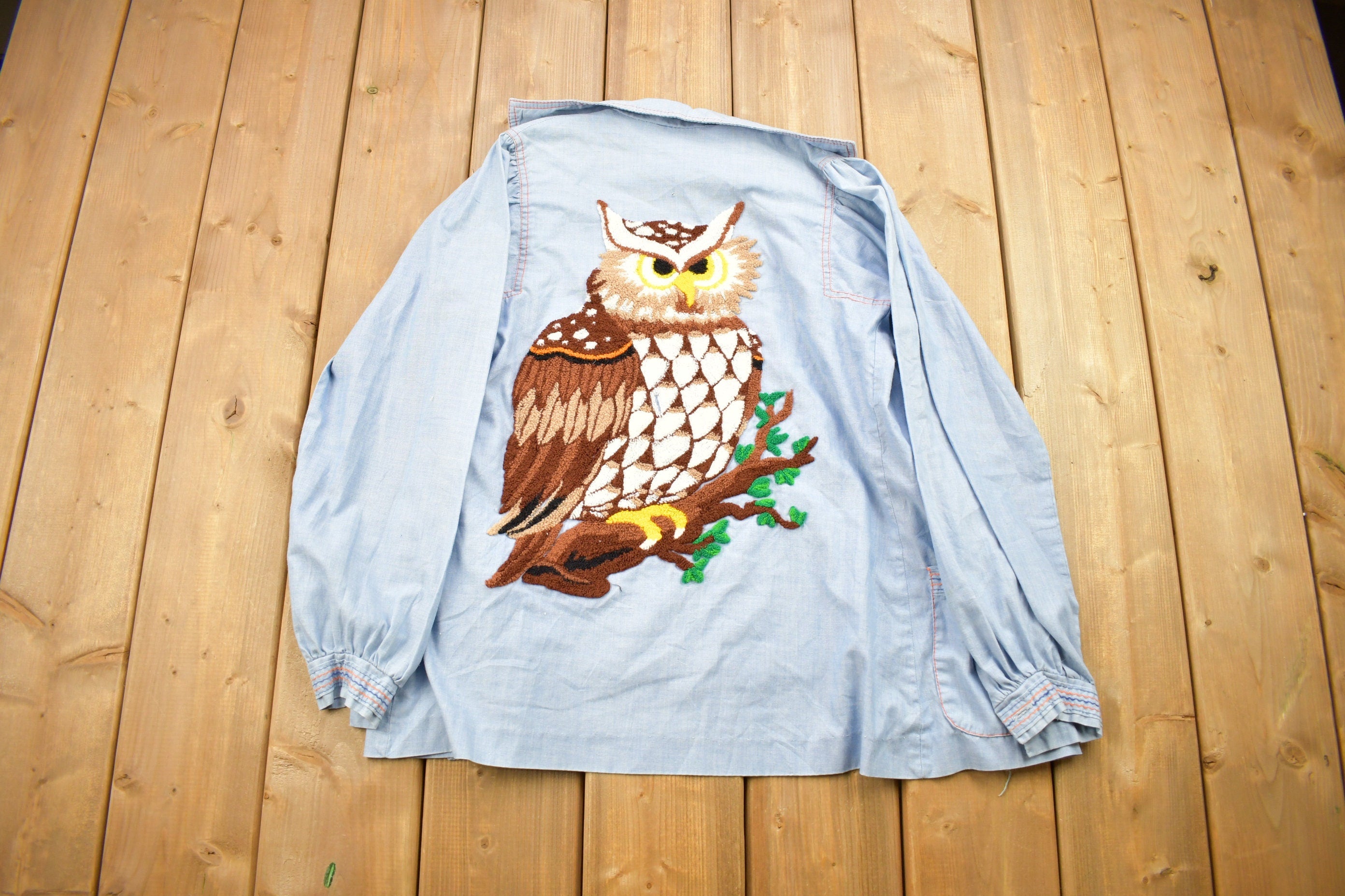 Vintage 1980s Hand Stitched Owl Theme Button Up Shirt