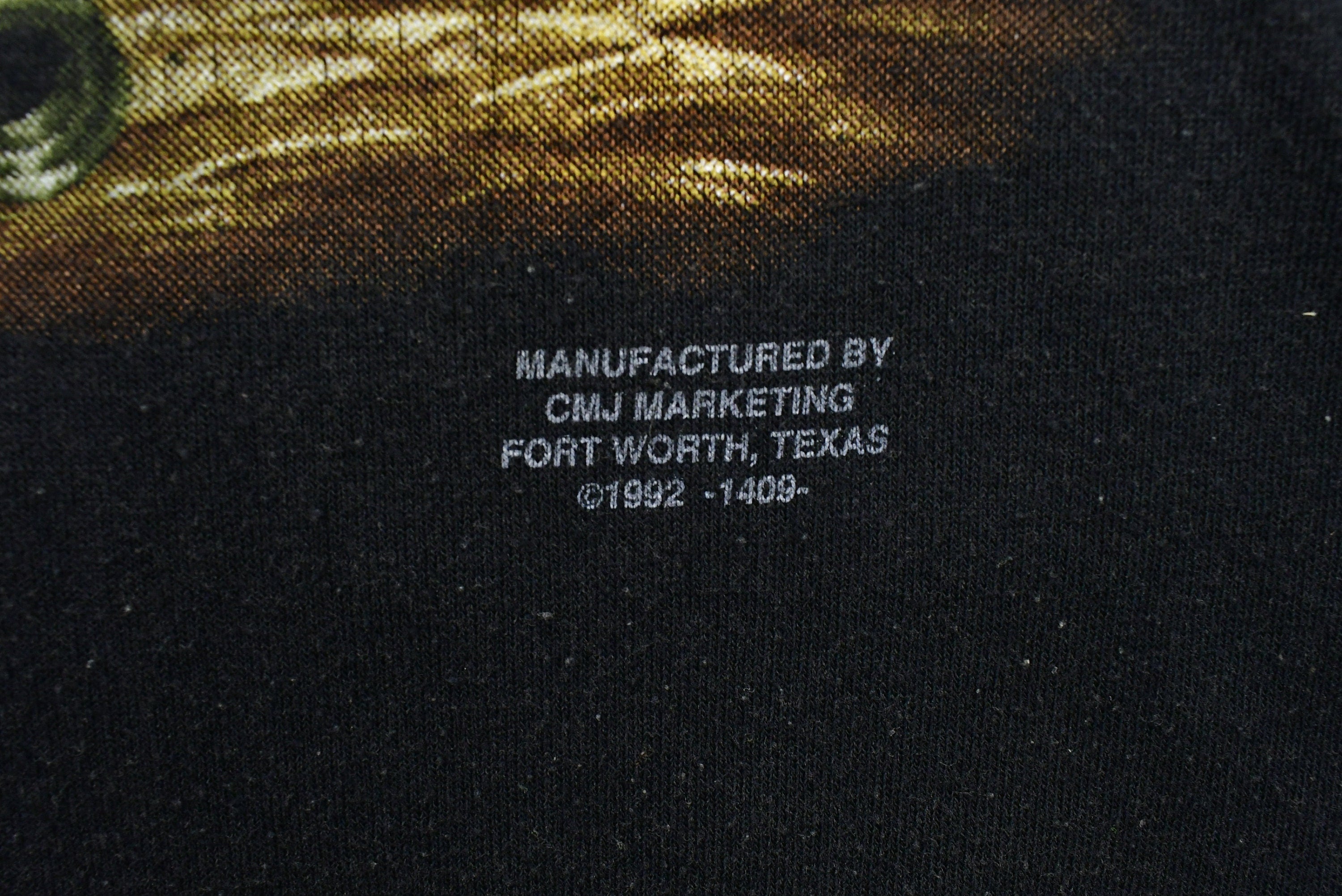 Vintage 1992 The Hunt Begins 3D Emblem T-Shirt