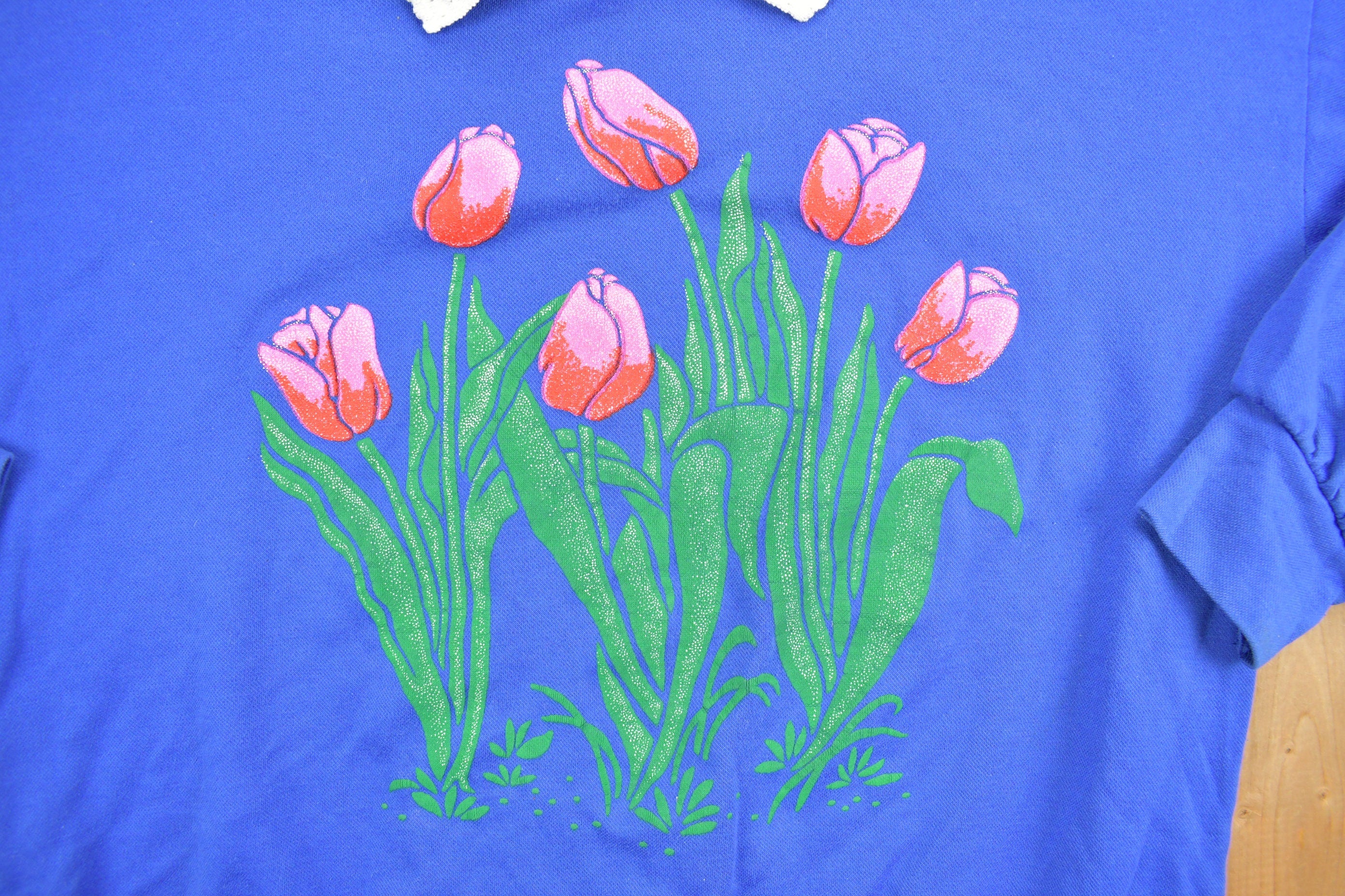 Vintage 1990s Cute Floral Crewneck