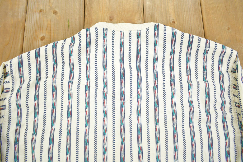 Vintage 1990s Wrangler X-Long Tails Cowboy Aztec Graphic Button Up Shirt