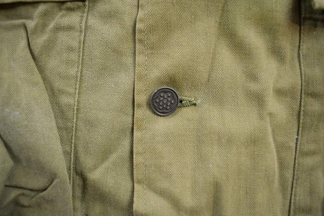 Vintage 1980s Army Green Button Up Shirt / Metal Button / Casual Shirt / Formal Shirt / Army Button Up / 80s Button Up