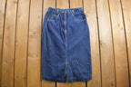 True Vintage 1980s Skiva Denim Skirt Size 30 x 30.5