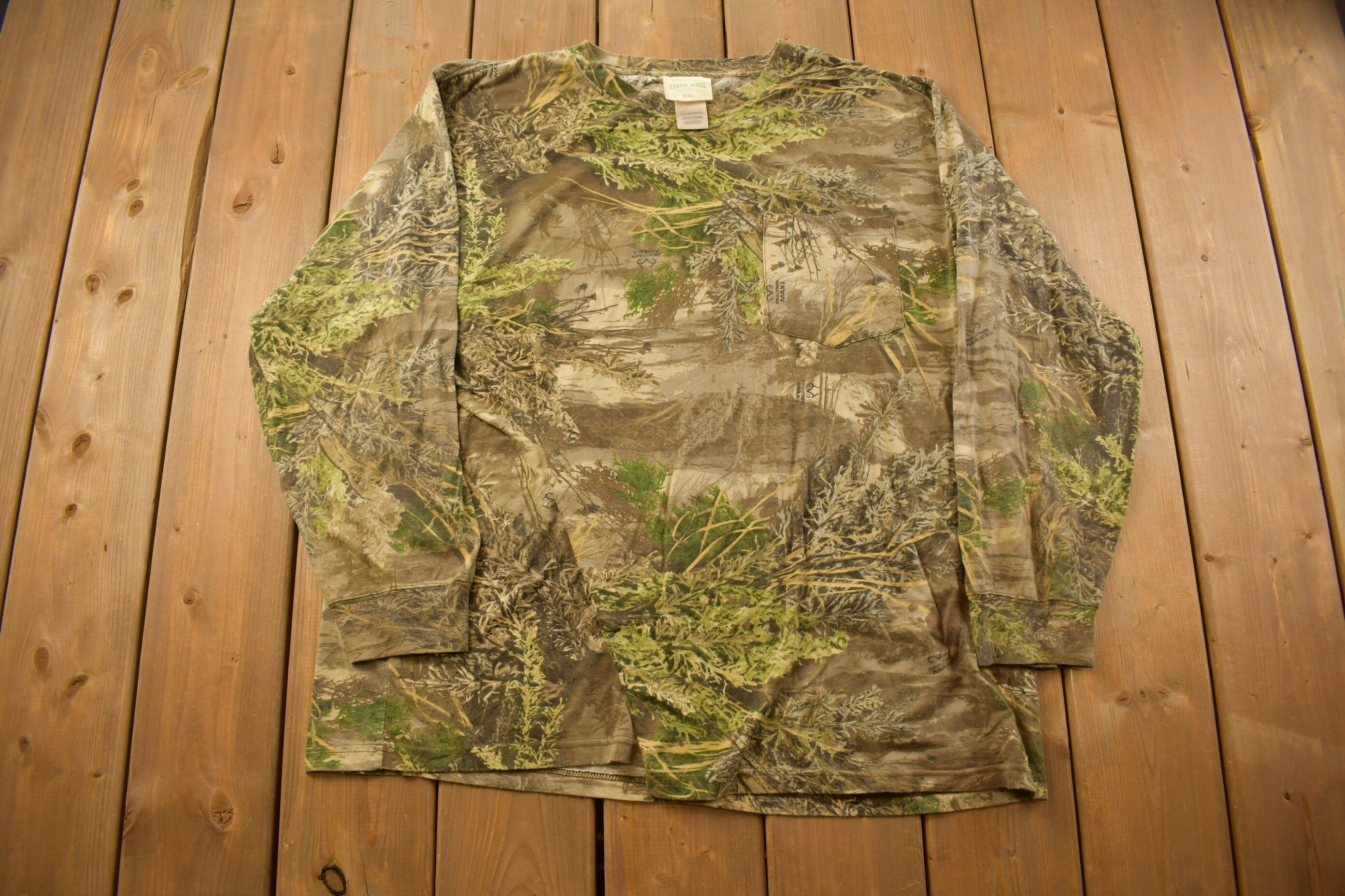 Vintage 1990s Rustic Ridge Camo Graphic T Shirt