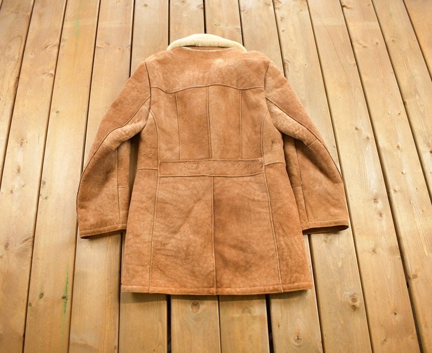 Vintage 1980s Imperial Shearling Sherpa Lined Coat / Button Up Winter Outerwear / Streetwear / Vintage Fur / Made In Canada