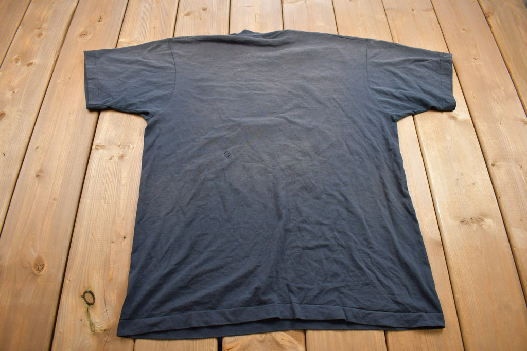 Vintage 1990s Screen Stars Indigenous Cow Skull Graphic T Shirt