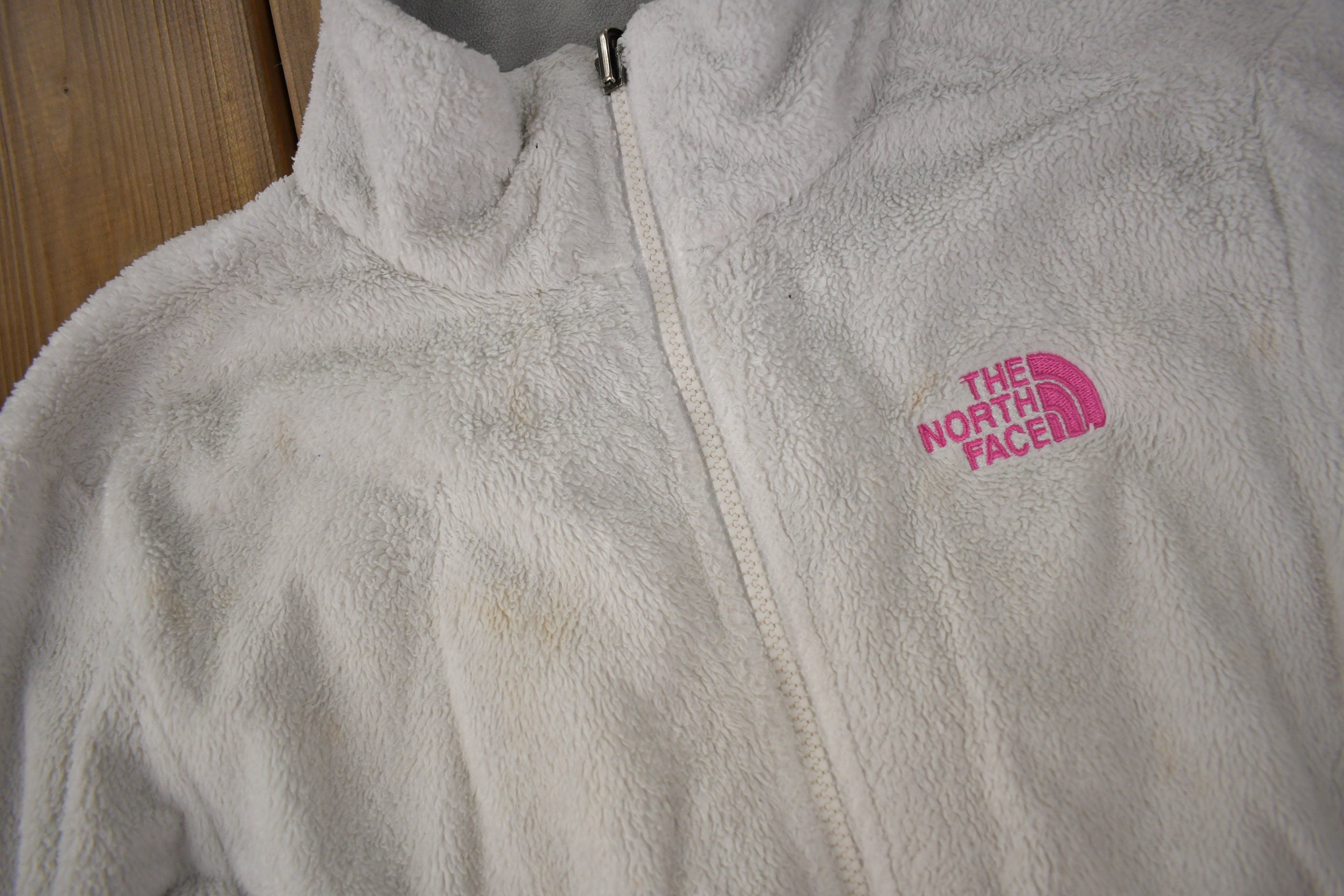 Vintage Y2K The North Face Women's White Breast Cancer Awareness Fleece