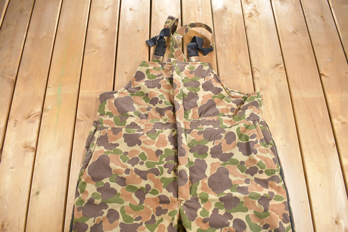 Vintage 1980s Gamehide Camo Overalls / Coveralls / Vintage Overalls / Hype Vintage / Streetwear / Vintage Workwear / Hunting / Fishing