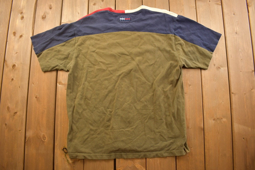 Vintage 1990s Tommy Hilfiger Logo T-Shirt
