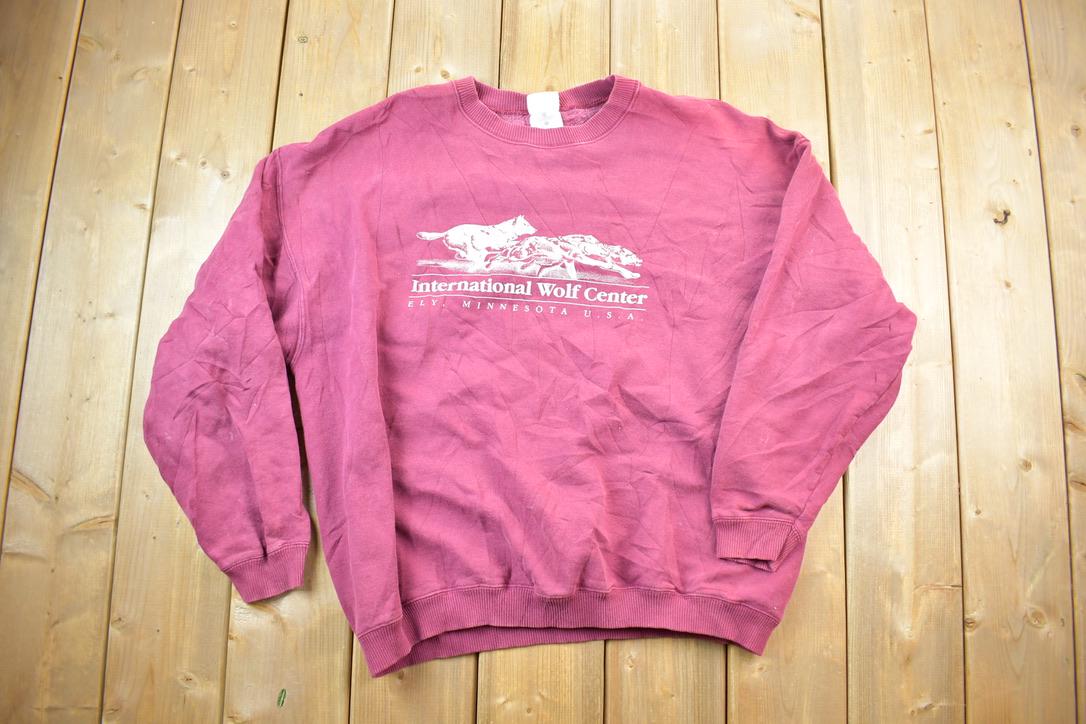 Vintage 1990s International Wolf Centre Gildan Crewneck  Souvenir  Vintage Sweatshirt  Outdoorsman  Wilderness Sweatshirt  Made In USA