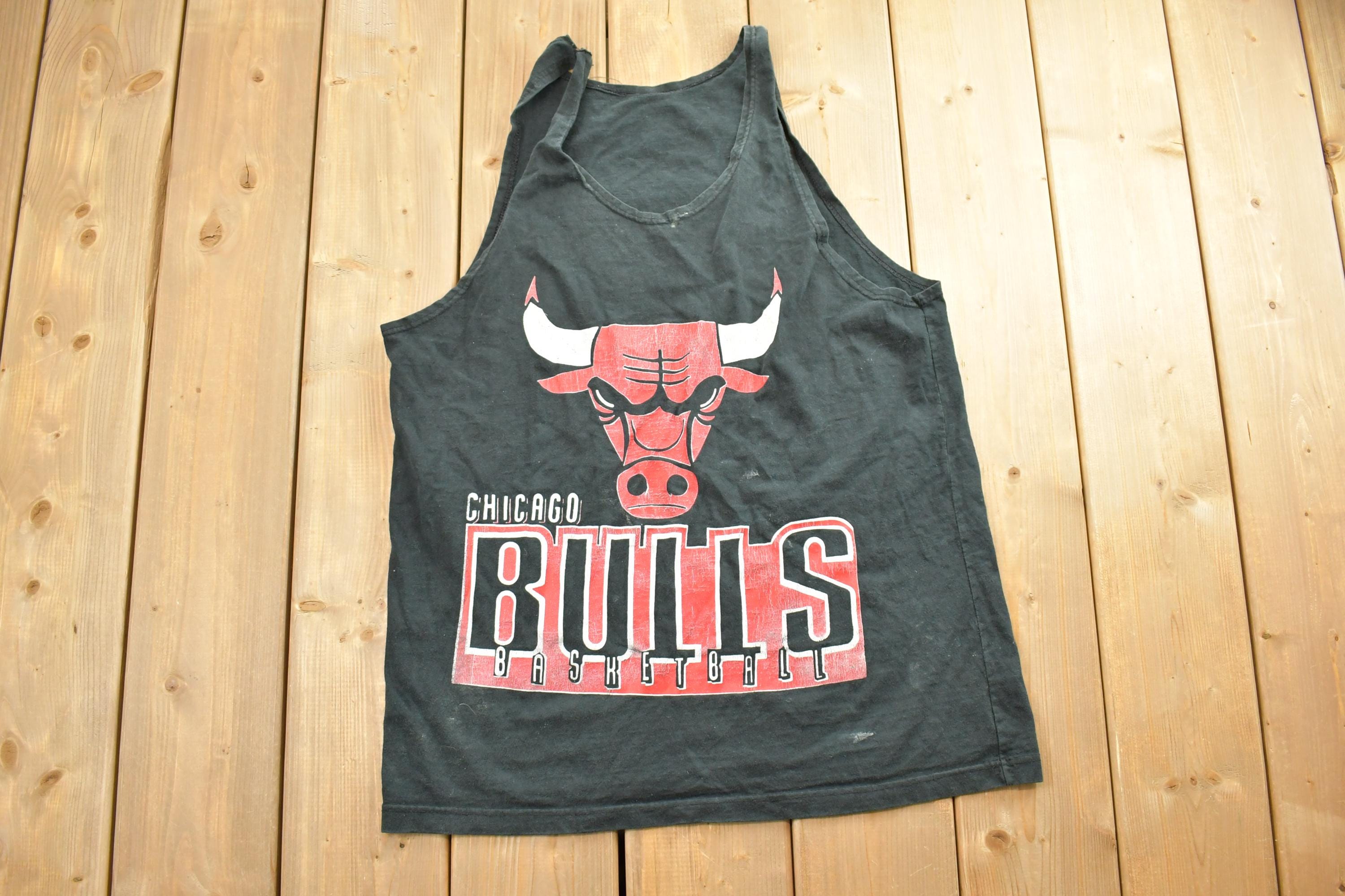 Vintage 1990s Chicago Bulls Basketball Graphic Tank Top