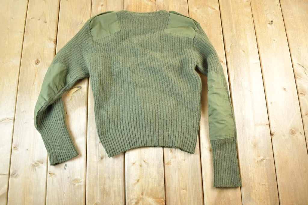 Vintage 1980s DSCP Wool Knit Army Sweater Mens S