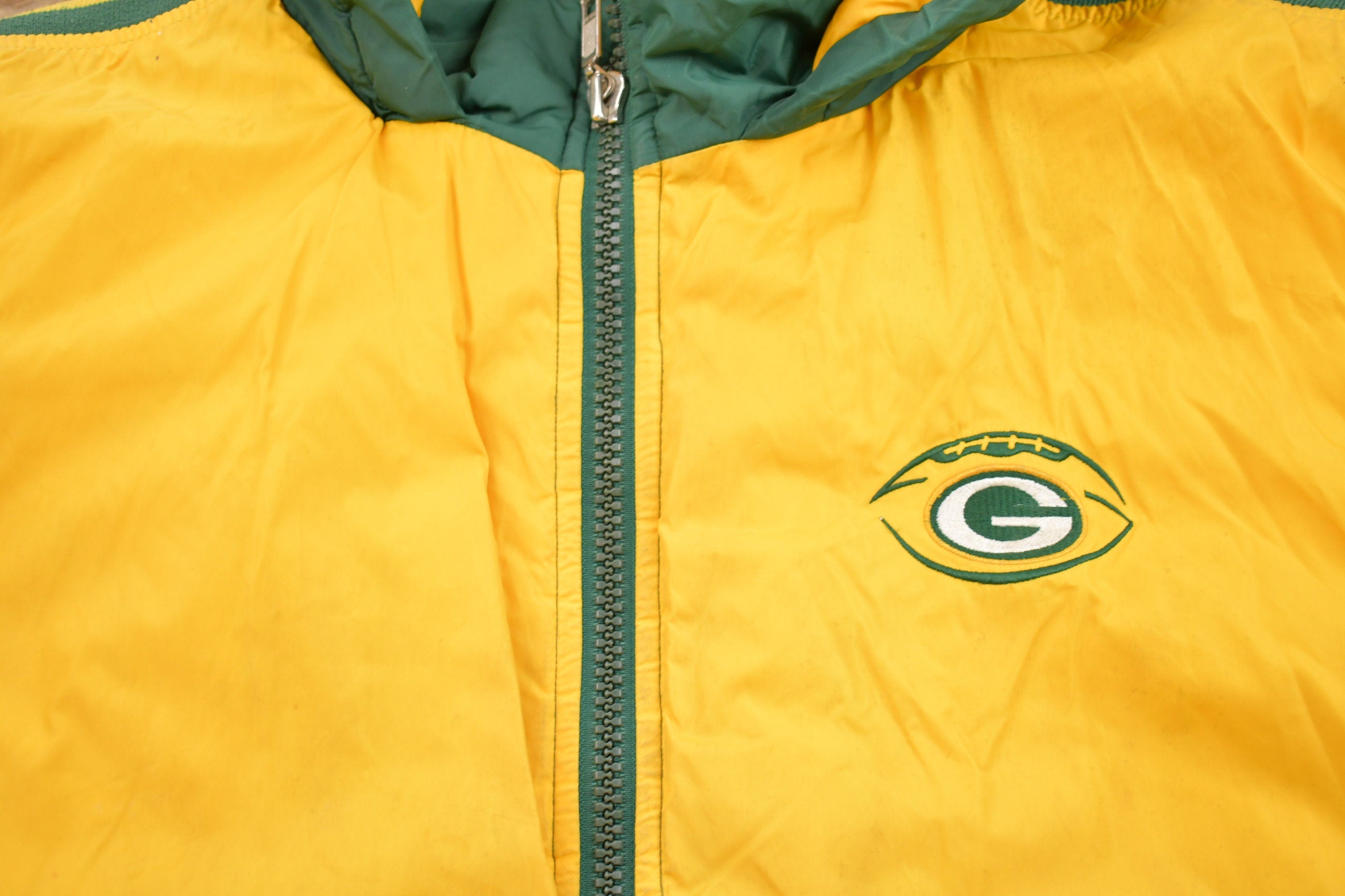 Vintage 1990s Green Bay Packers NFL Starter Puffer Jacket