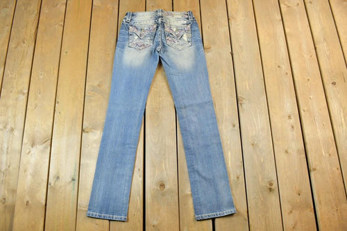 Vintage Y2K Miss Me Bedazzled Low Rise Jeans Size 26x31 / Straight Cut Jeans / Y2K Style / Embroidered Jeans / 2000s / Contrast Stitching