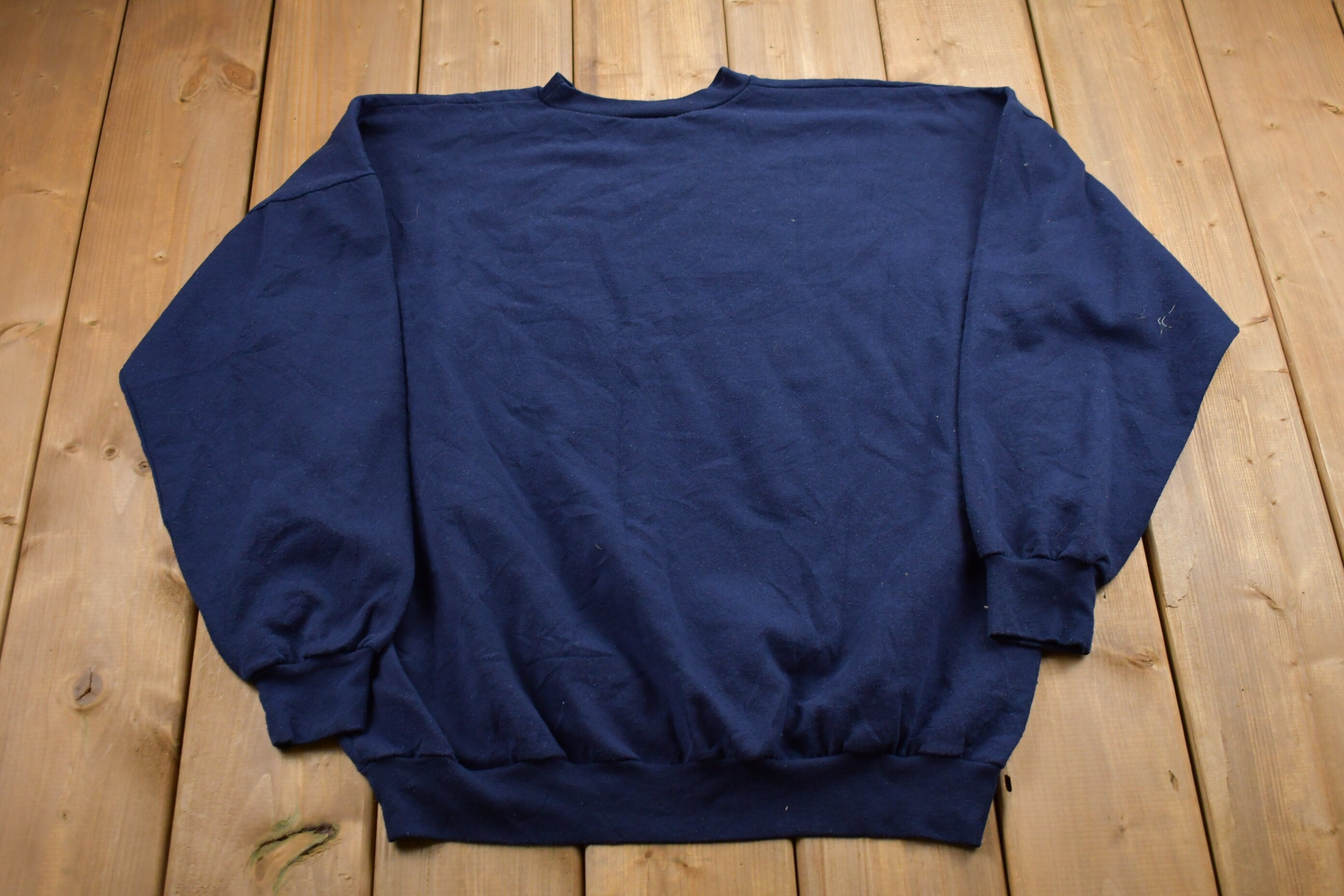 Vintage 1990s Heart & Home Picnic Basket Crewneck