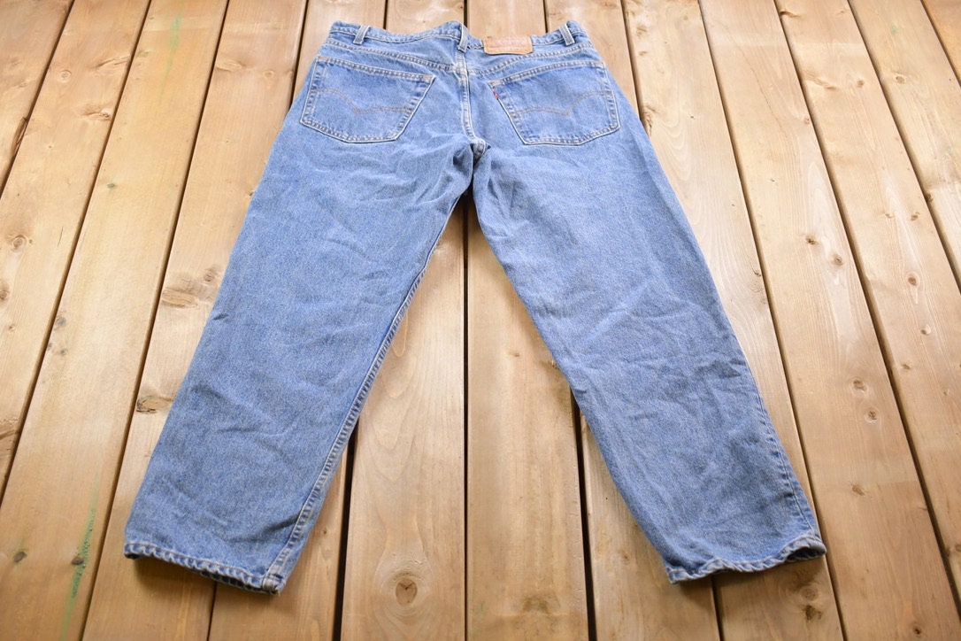 Vintage 1990s Levi 550 Red Tab Jeans Size 36 x 29