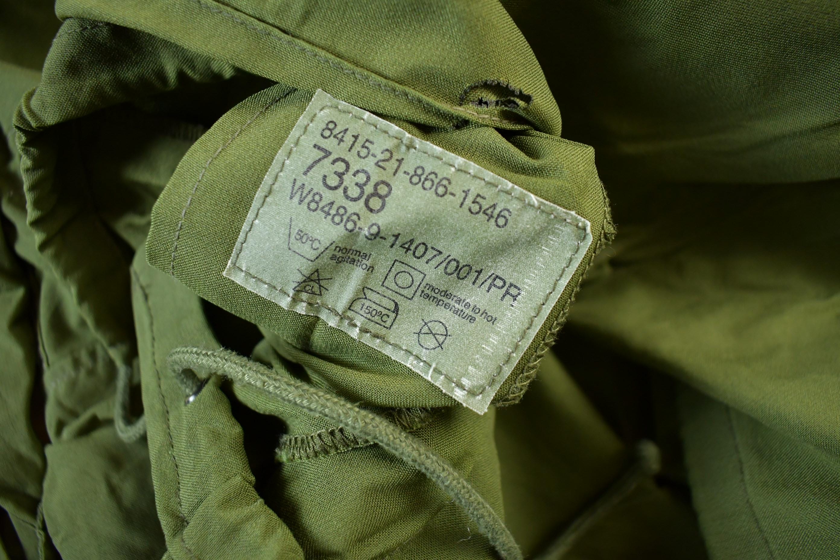 Vintage 2001 Canadian Army Mk II Coat Mens Large