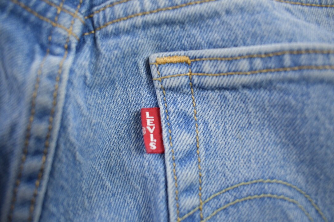 Vintage 1990s Levi's Premium 501 Jeans Size 28x28
