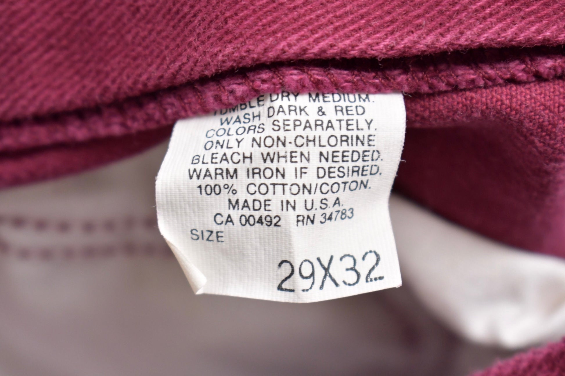 LEE Denim Regular Fit Deadstock Vintage 1980s Jeans Size 29 x 32 Burgundy