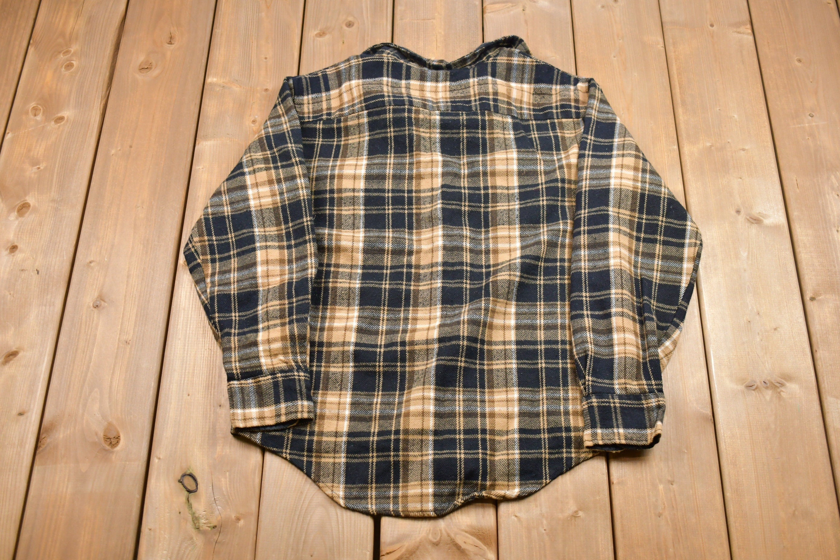 Vintage 1990s Artic Circle Plaid Lined Button Up Shirt