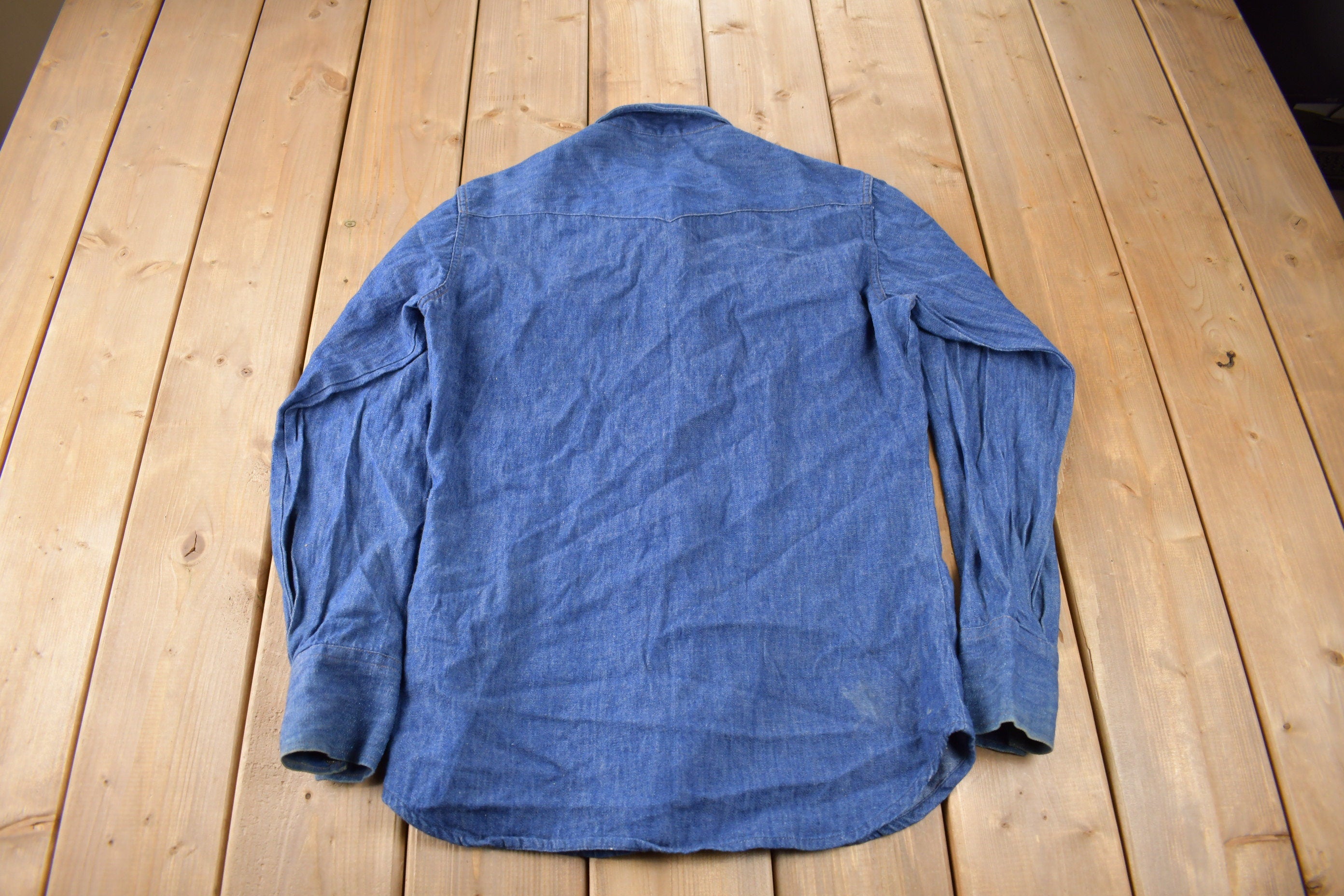 Vintage 1990s Wrangleer South Western Style Denim Pearl Snap Button Up Shirt Size M