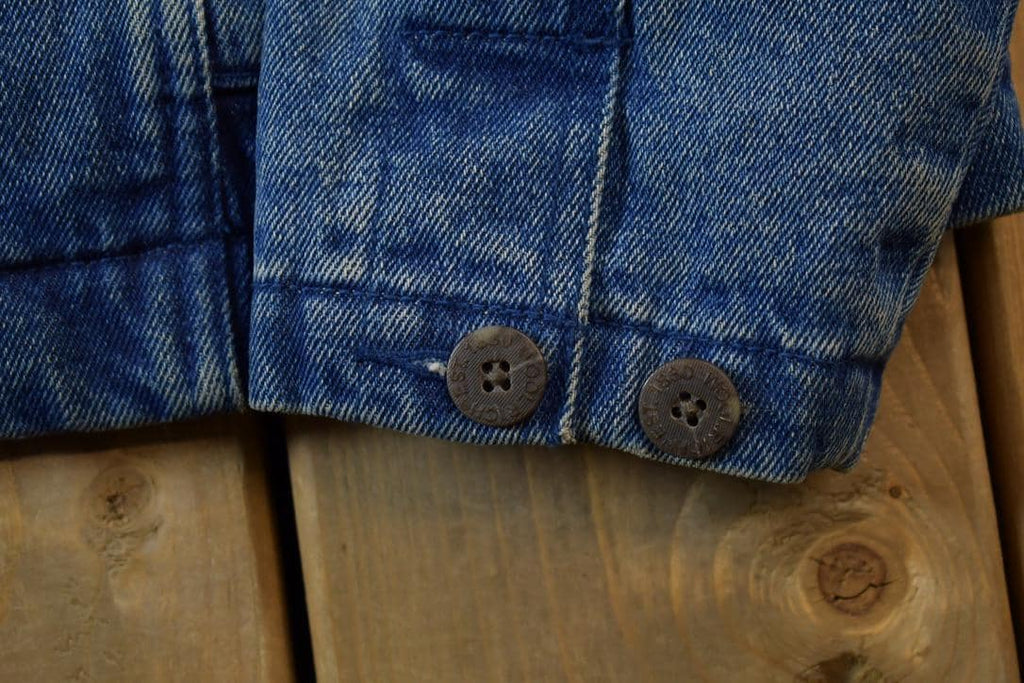Vintage 2000s Woolrich Fleece Lined Denim Trucker Jacket