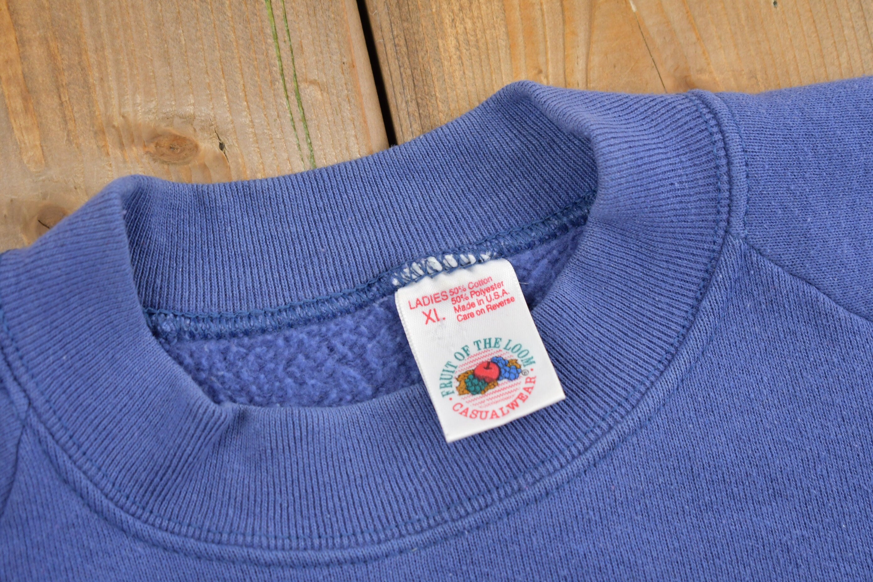Vintage 1980s Fruit Of The Loom Ladies Blank Raglan Crewneck Sweatshirt