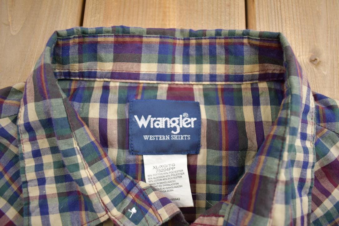 Vintage 1990s Wrangler Blank Plaid Pearl Button Up Shirt