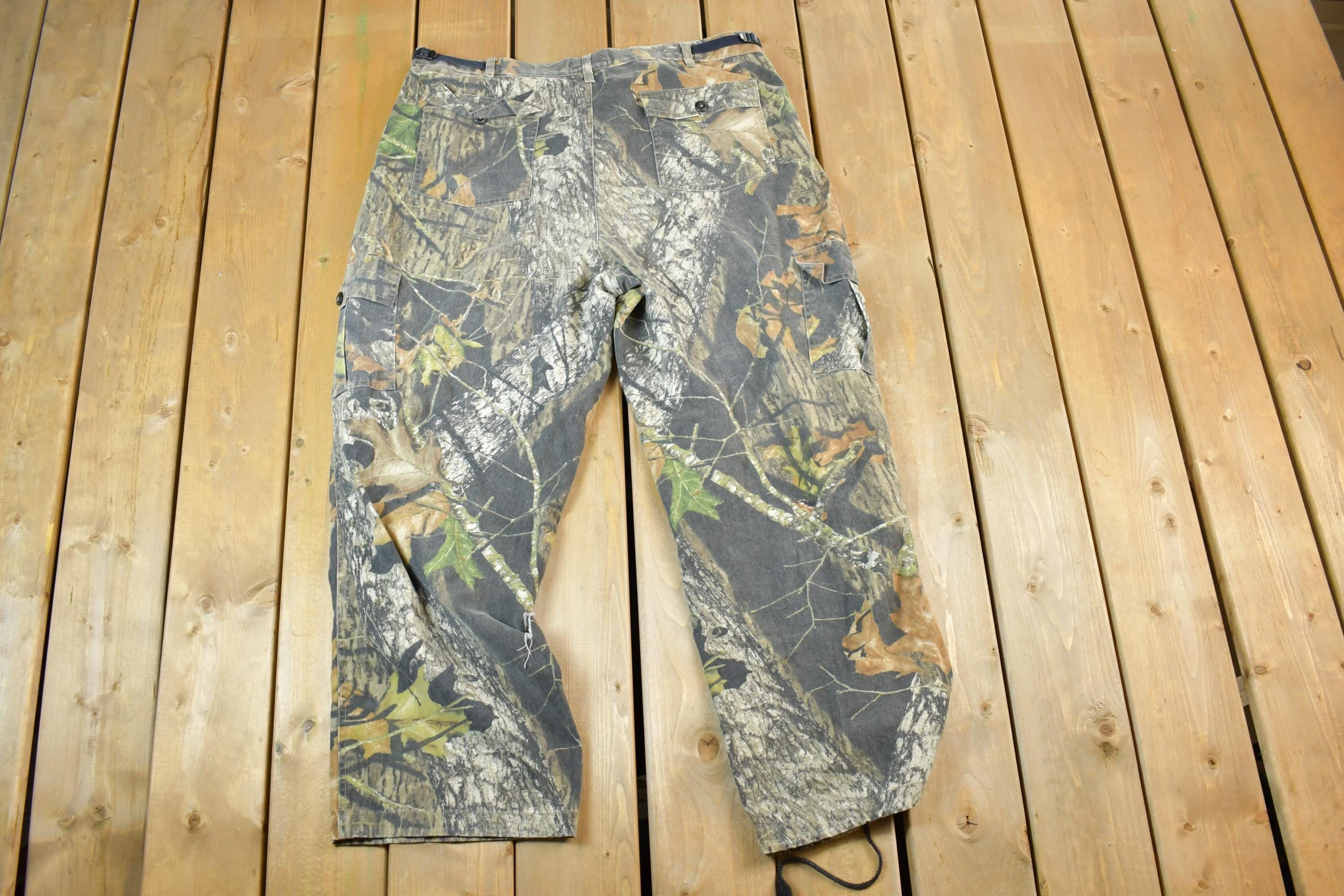 Vintage 1990s Realtree Camo Field Staff Cargo Track Pants
