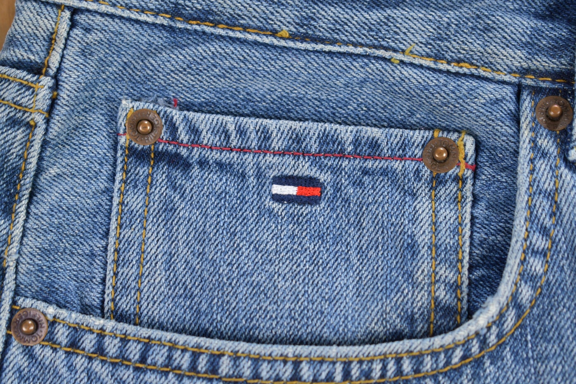 Vintage 1990's Tommy Hilfiger Jeans Size 37 x 32.5