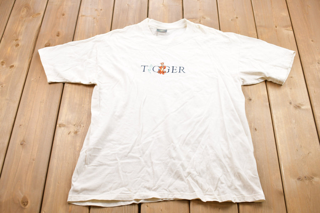 Vintage 1990s Tigger Embroidered Graphic T-Shirt