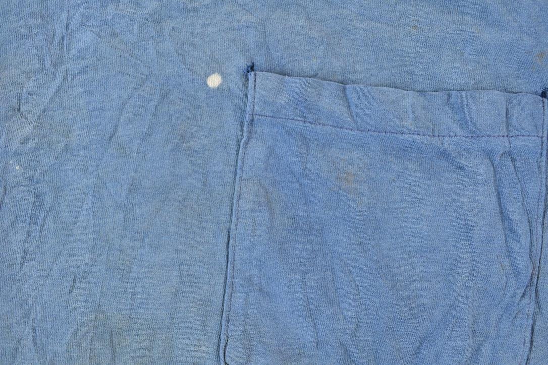 Vintage 1990s Hanes Blank Navy Single Stitch T-Shirt