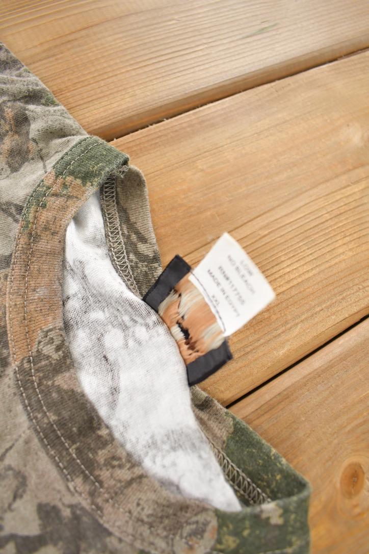 Vintage Y2K Blooming Valley Outfitters Tree Camo Graphic T Shirt Size XXL