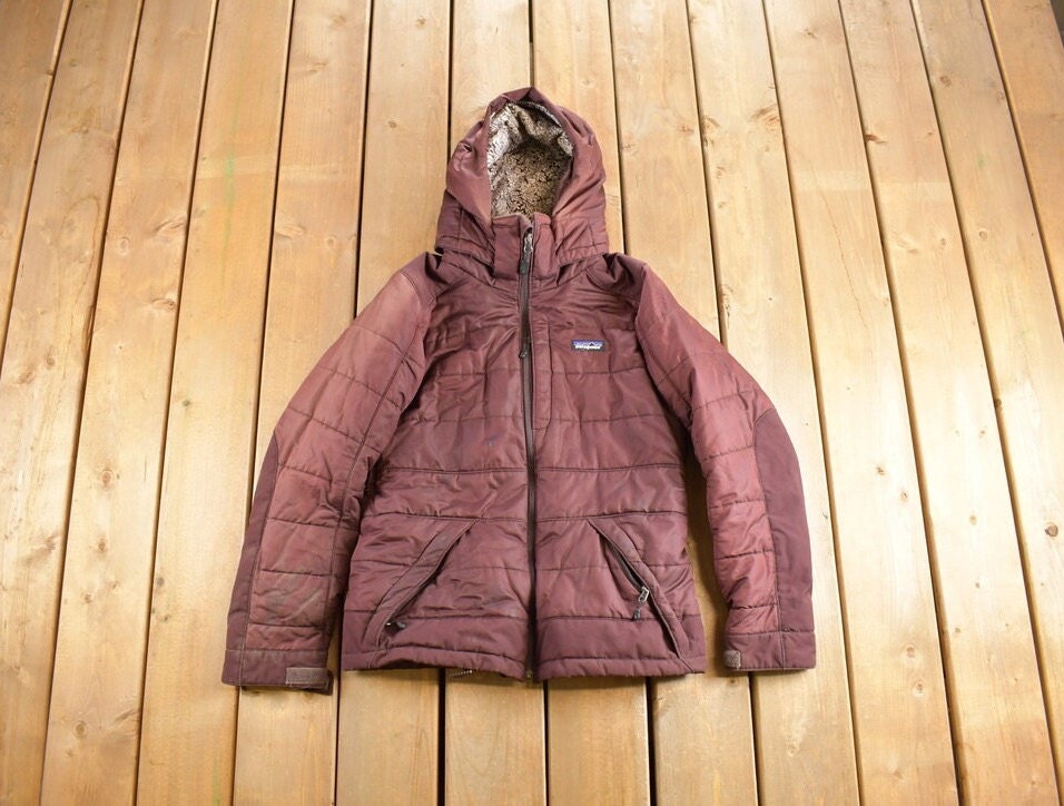 Vintage 2000's Patagonia Womens Maroon Windbreaker Jacket