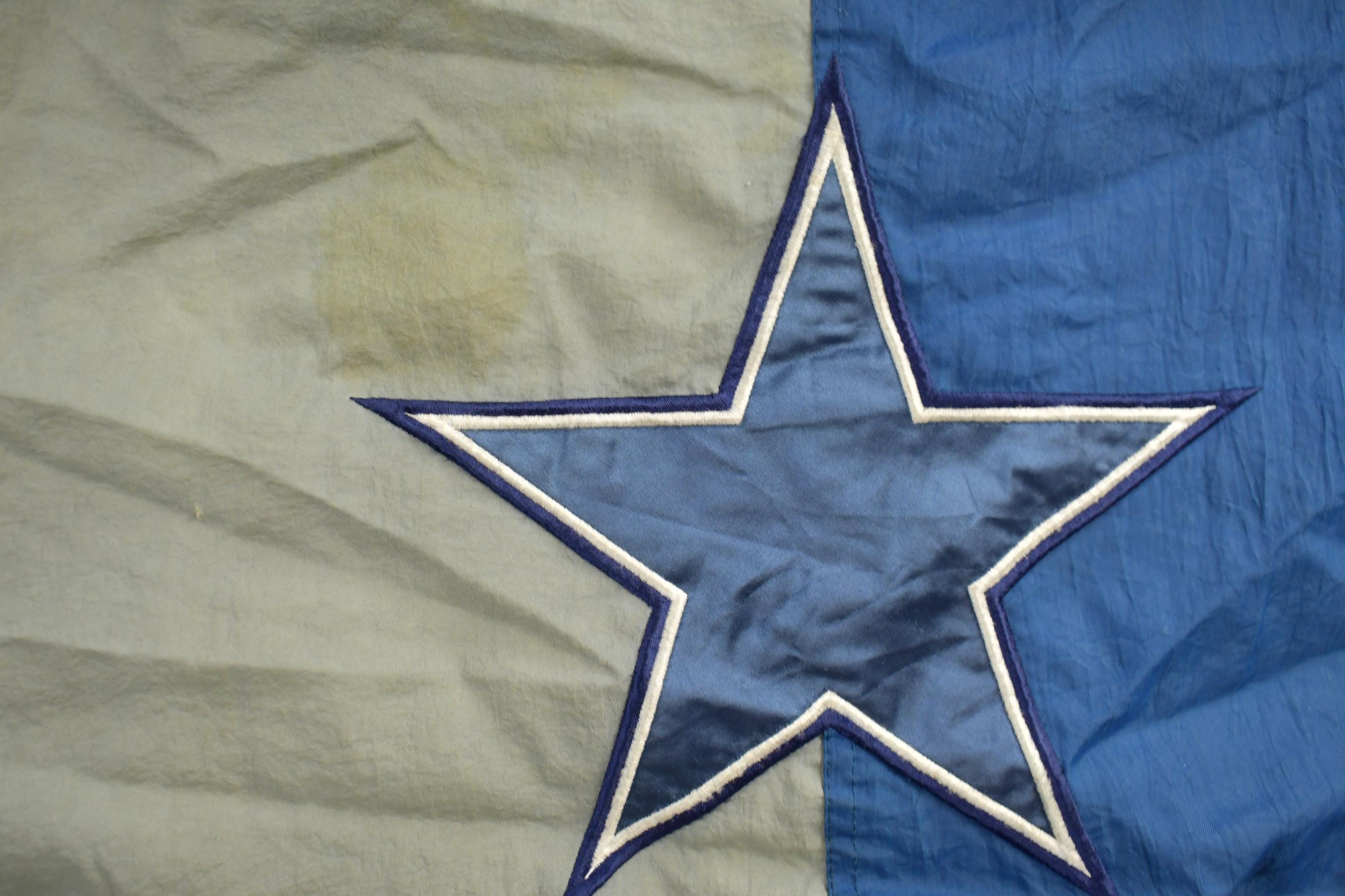 Vintage 1990s Pro Line Dallas Cowboys Windbreaker Jacket