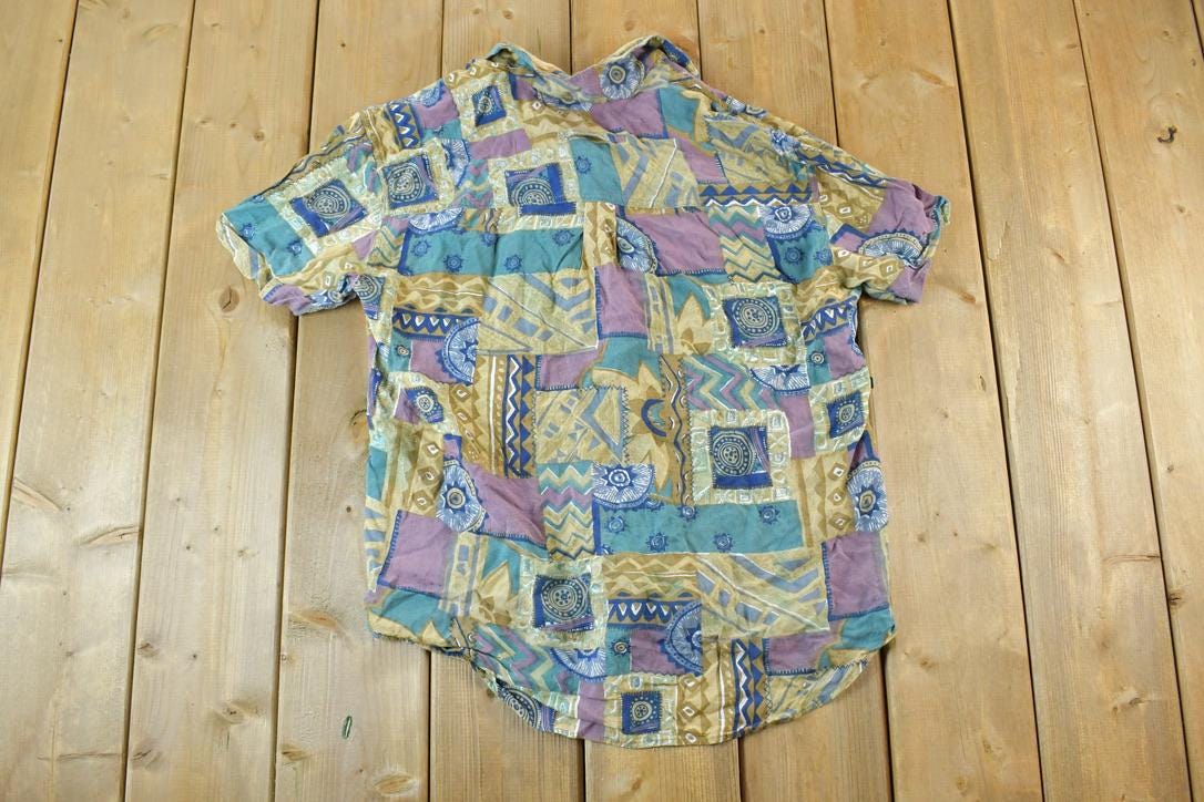 Vintage 1990s AM Sport Abstract Button Up Shirt