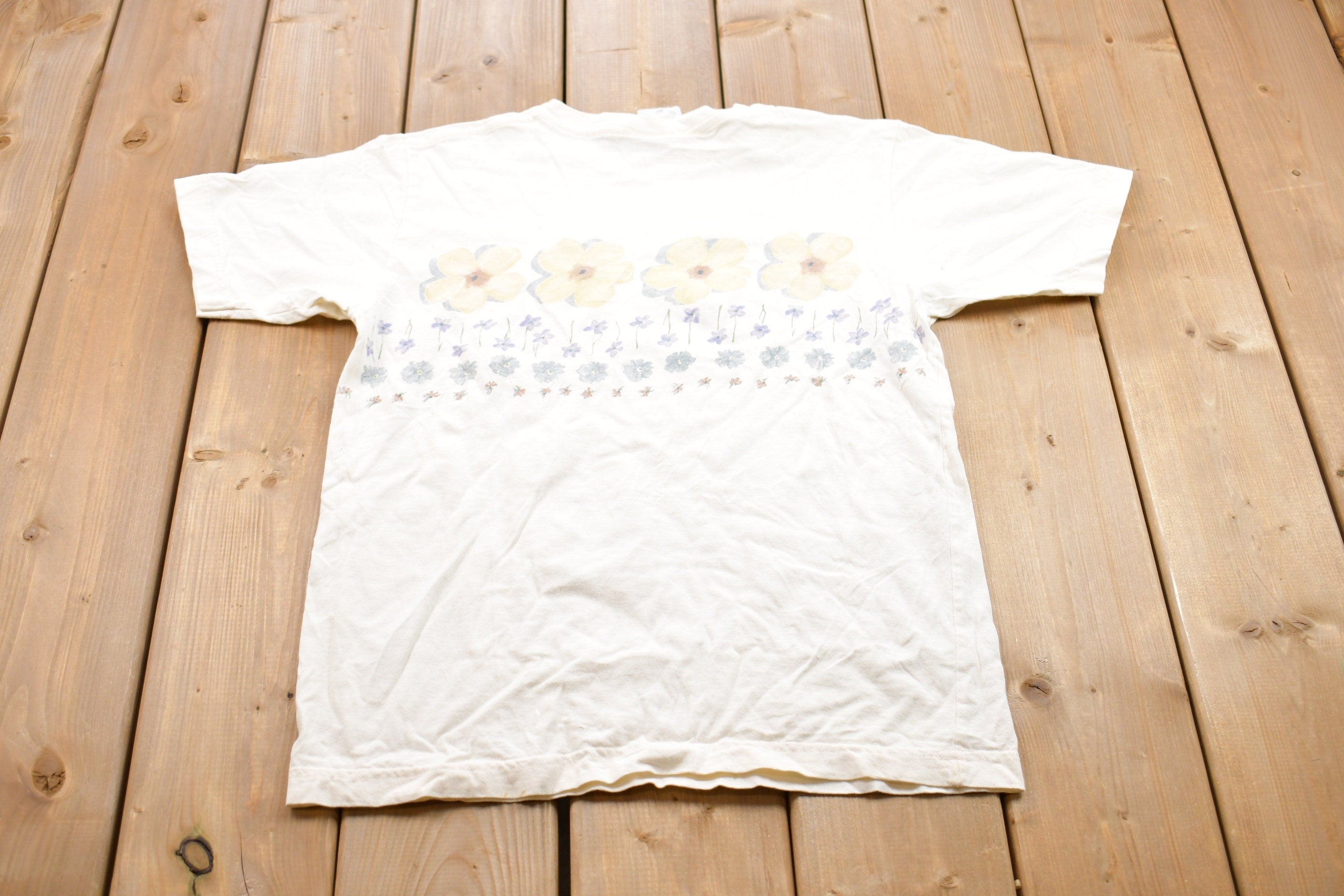 Vintage 1990s Northern Reflections Floral Graphic T-Shirt