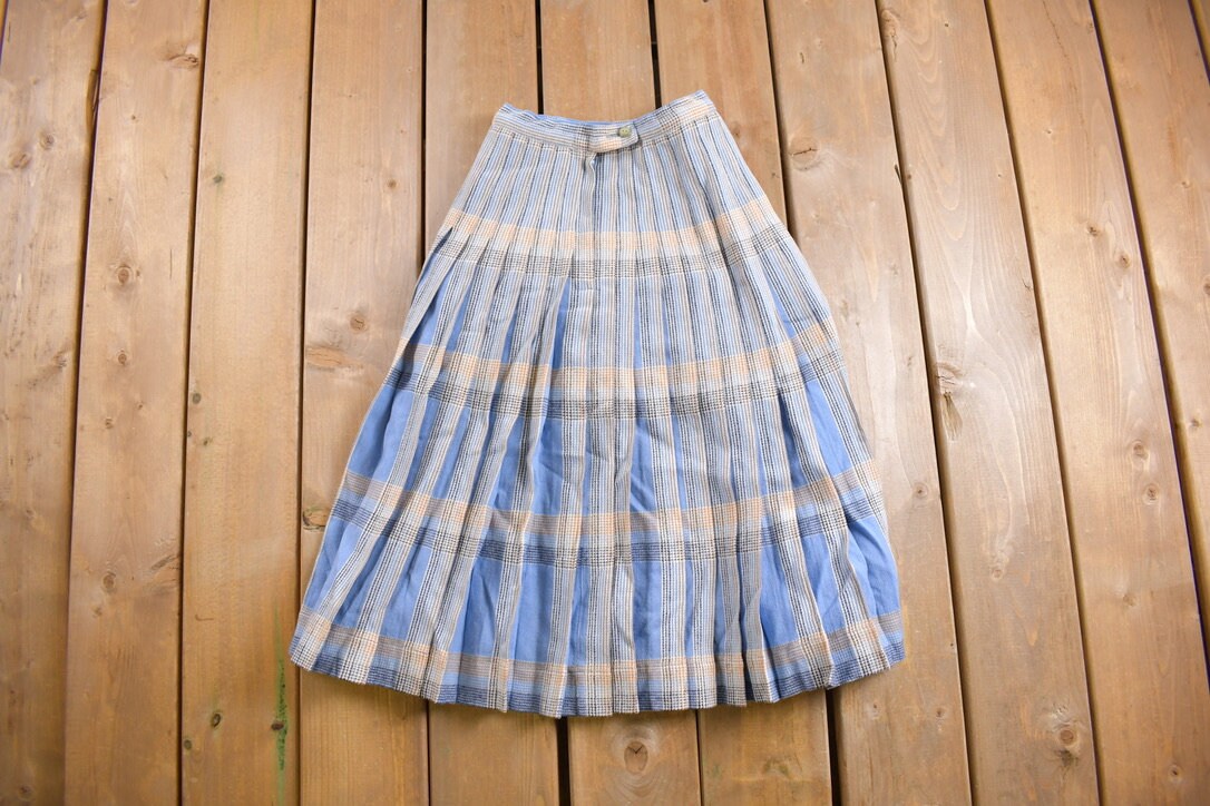 Vintage 1970s Pendleton Plaid Pleated Skirt Size 22 x 25.5