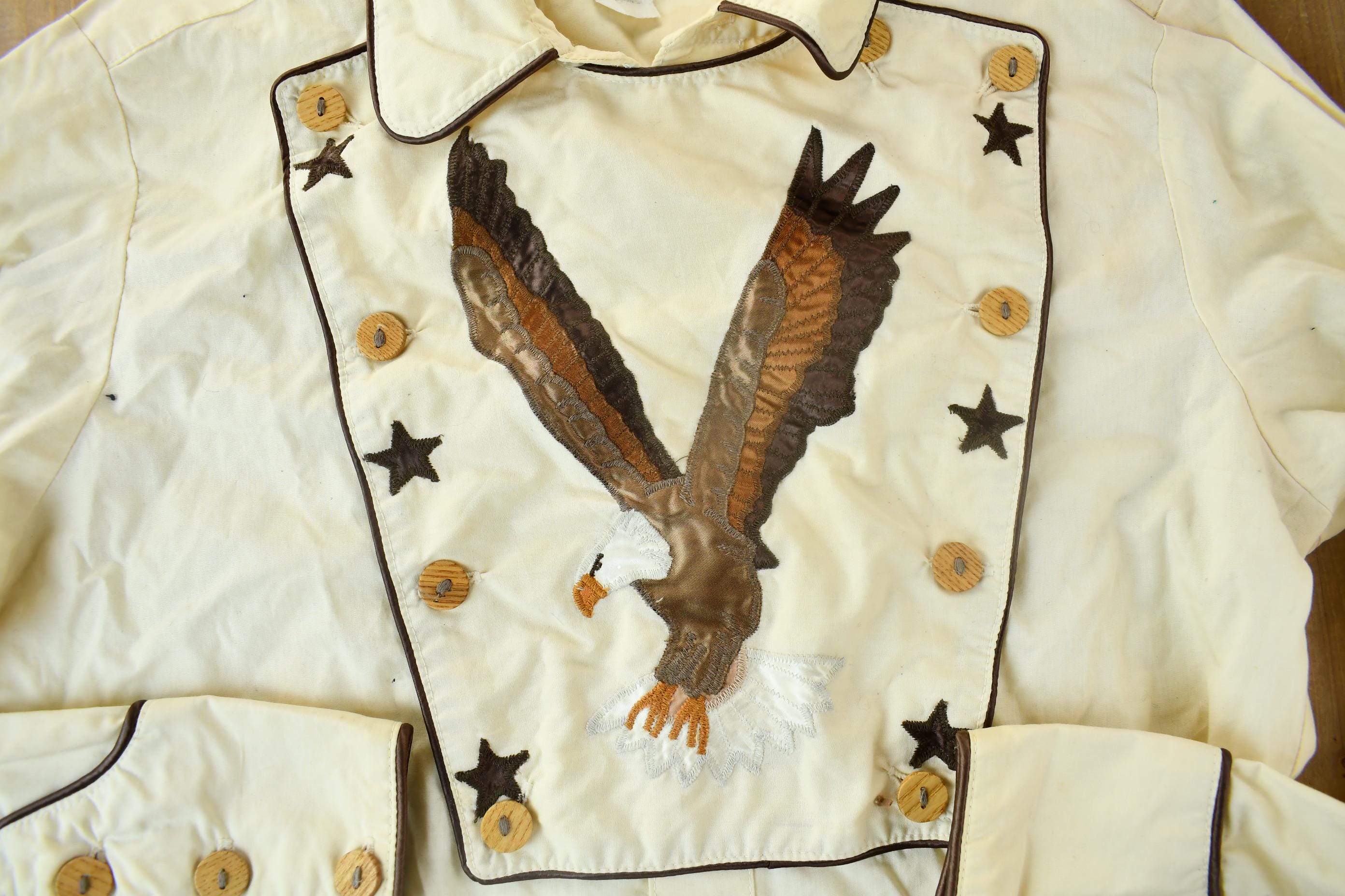 Vintage 1980s Embroidered Eagle Western Style Bib Front Button Up Shirt