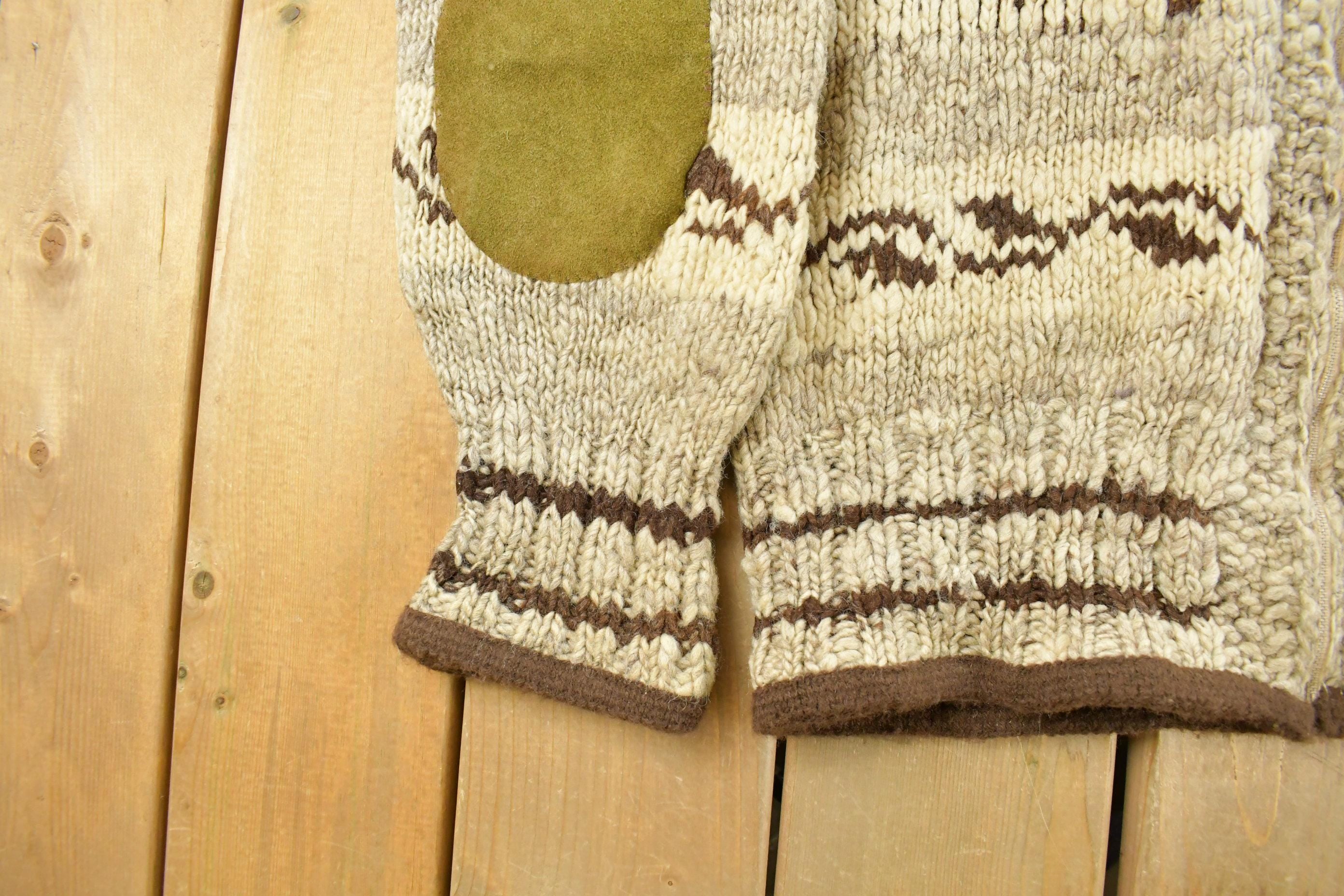 Vintage 1970s Reindeer Full Zip Hand Knit Cowichan Sweater Men's Medium