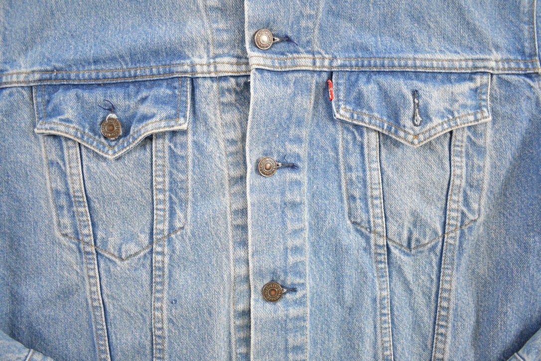 Vintage 1970s Levi's Denim Jean Jacket  Vintage Denim  Streetwear  Fall Outerwear  Light Wash  Made In Canada  Levi Strauss & Co
