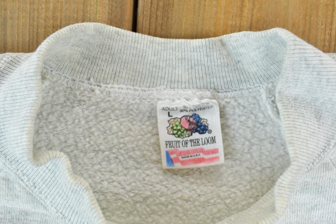 Vintage 1990s Cute Sleeping Kitten Crew Neck Sweater