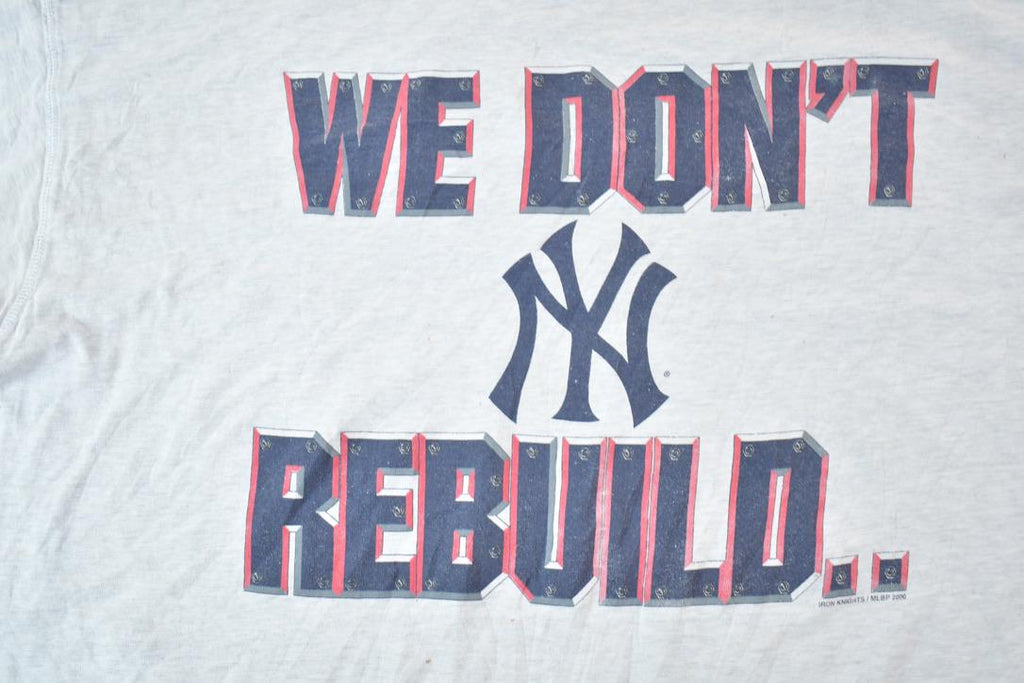 Vintage 2000 New York Yankees MLB Graphic Single Stitch T-Shirt