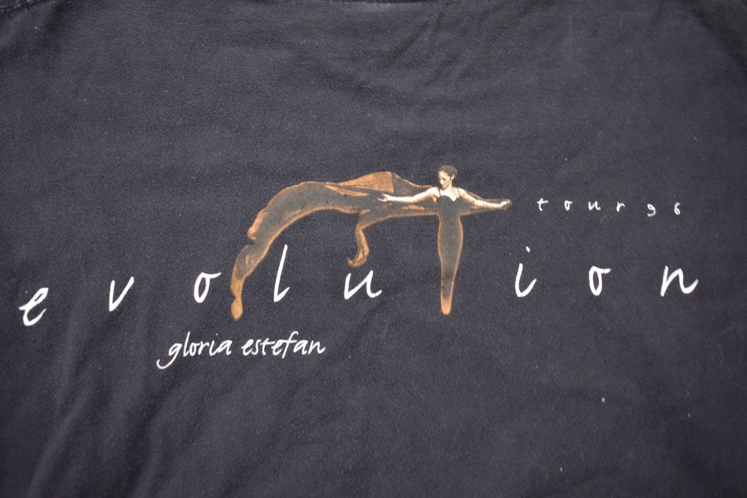 Vintage 1996 Gloria Estefan Tour Graphic T-Shirt Single Stitch